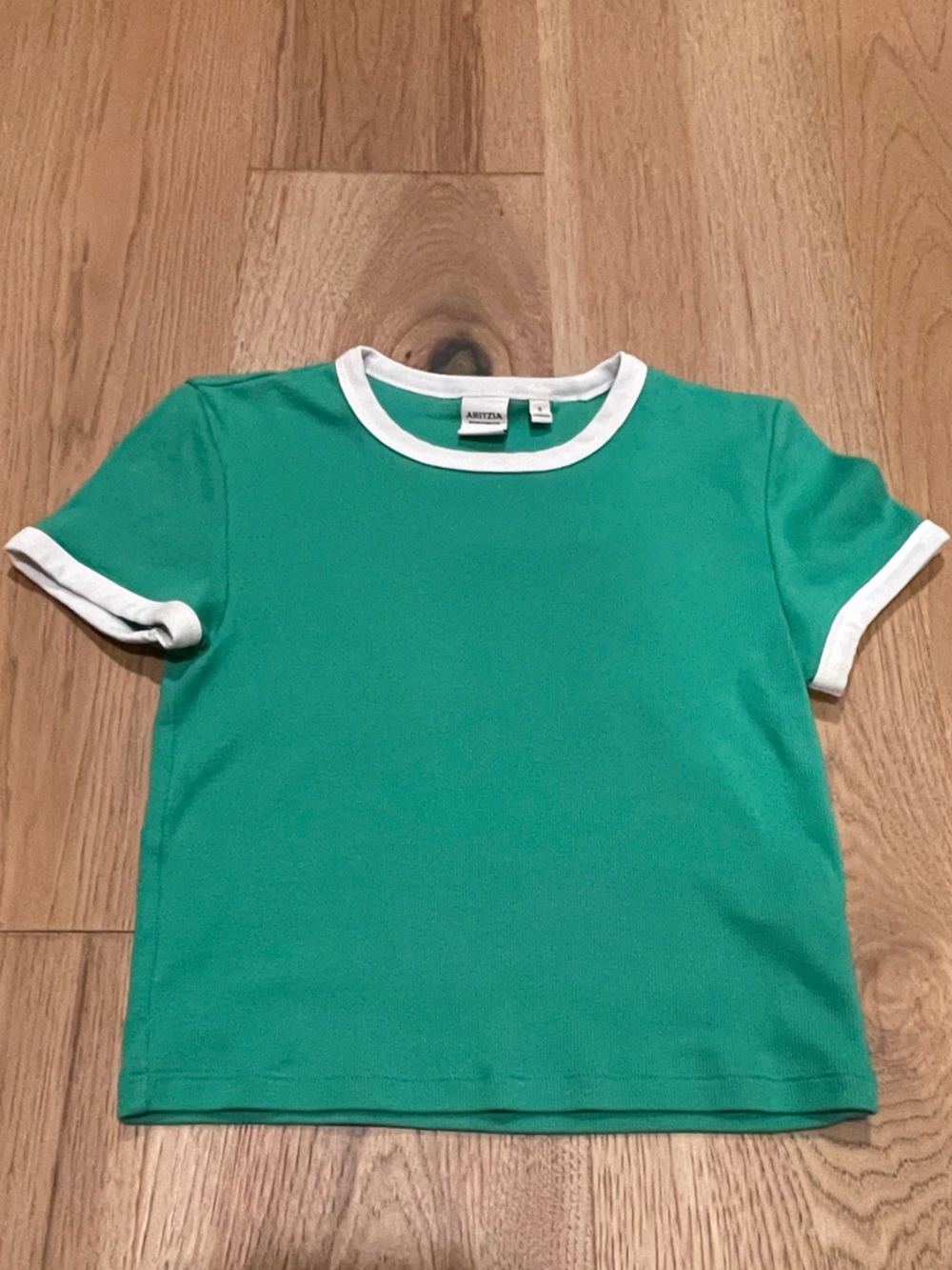 Aritzia Emerald Green Tee with White Trim
